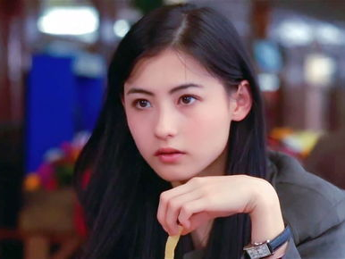 张柏芝亲述浪姐幕后辛酸：苦涩历程，无畏挑战