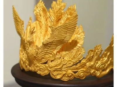 黄金凤冠遭男童破坏：律师解读法律责任与家庭教育启示