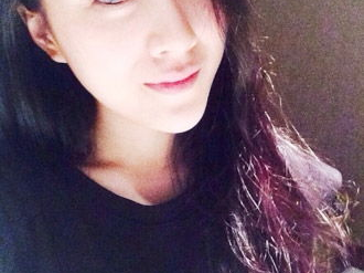 李嘉格甜蜜Vlog曝光：与新男友甜蜜同框，浪漫氛围溢满屏幕